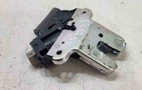 Audi A4 S4 B8 8K Tailgate/trunk/boot lock/catch/latch 4F5827505D
