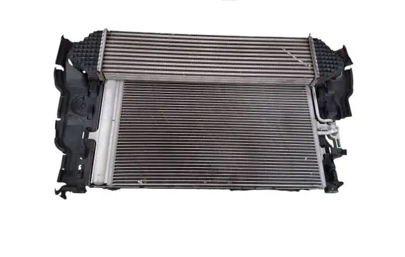 Volvo V60 Radiator set BV619L440BE 6G9119710BE