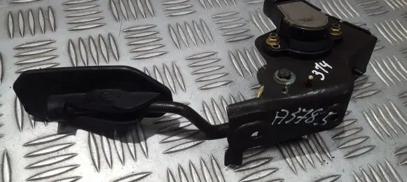 Toyota Corolla E120 E130 Accelerator throttle pedal