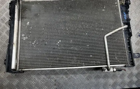 Mercedes-Benz CLS C218 X218 A/C cooling radiator (condenser) A2045000554