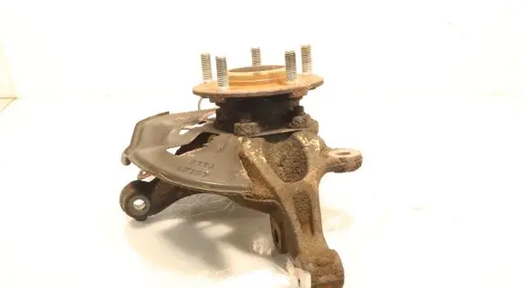 Mazda 3 III Front wheel hub spindle knuckle