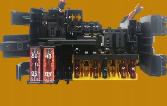 Mercedes-Benz C W205 Fuse box set A2059067200