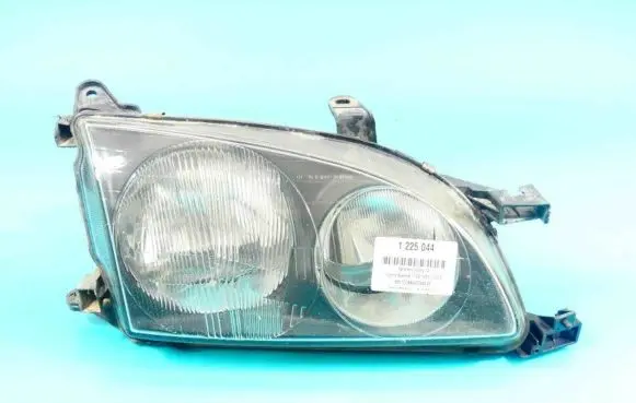 Toyota Avensis T220 Headlight/headlamp IMPRK1225044