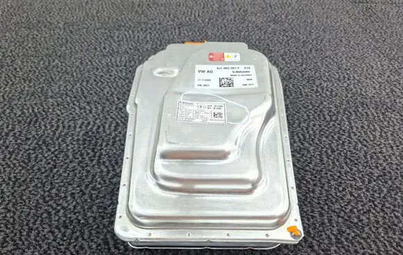 Porsche Taycan 9J1 Auxiliary heating control unit/module 9J1963507F