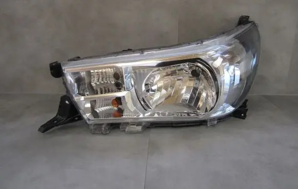 Toyota Hilux VIII Headlight/headlamp