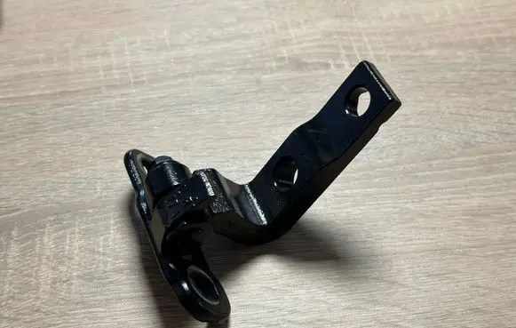 Volvo S90, V90 Front door upper hinge 31371552