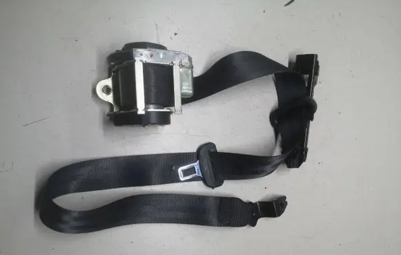 Skoda Rapid (NH) Front seatbelt 621493000 008R000
