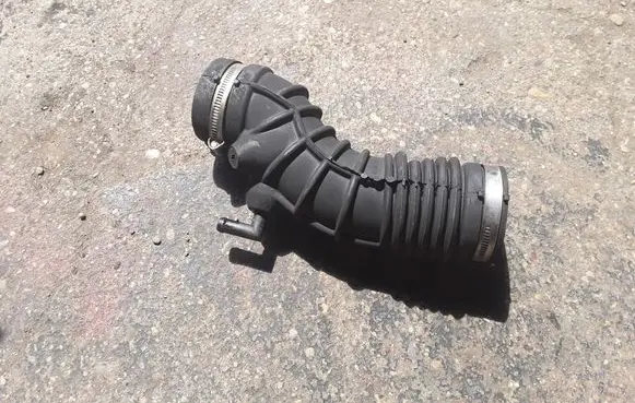 Renault Megane III Intercooler hose/pipe 8200937822