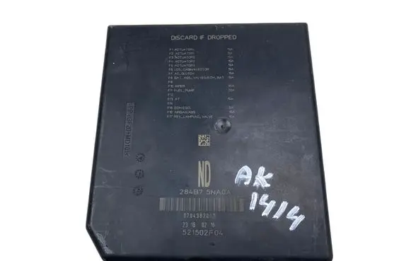 Nissan X-Trail T32 Fuse box set 284B75NA0A