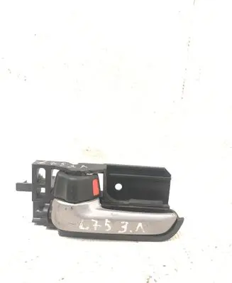 Suzuki SX4 Rear door interior handle