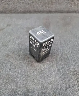 Audi A6 Allroad C7 Glow plug pre-heat relay 4L0907282A 0281003106