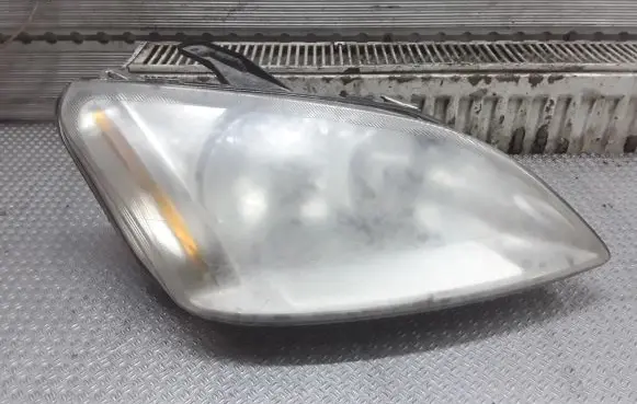 Ford Focus C-MAX Headlight/headlamp
