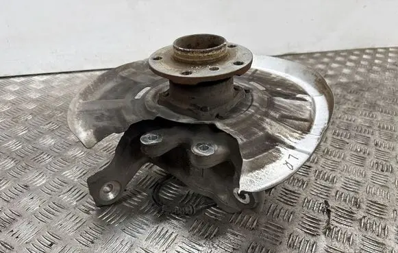 BMW 6 F12 F13 Rear wheel hub 6796145 33326796145