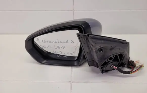 Front door electric wing mirror