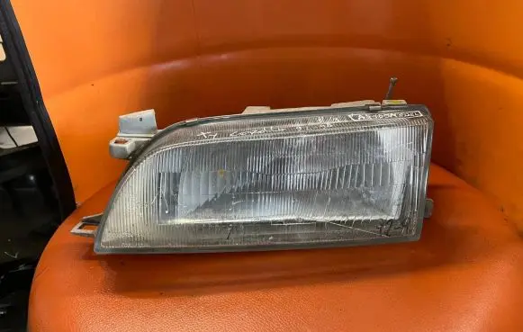Toyota Corolla E100 Headlight/headlamp AE100