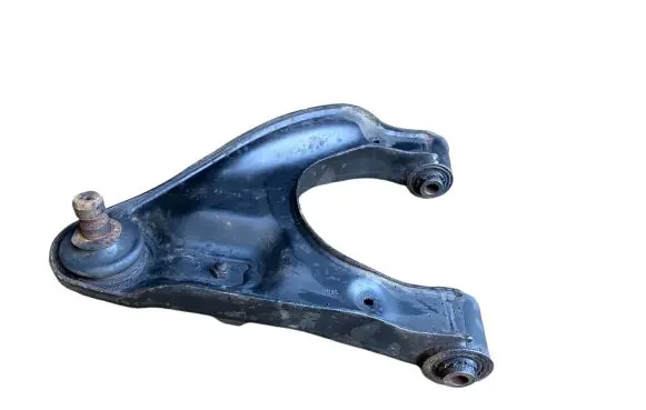 Nissan Pathfinder R51 Rear control arm 55501RH B1V70