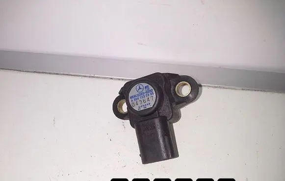 Mercedes-Benz C W203 Camshaft speed sensor A0041533328