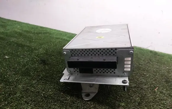 Audi Q7 4M Sound amplifier 4L0910223 4L0035464