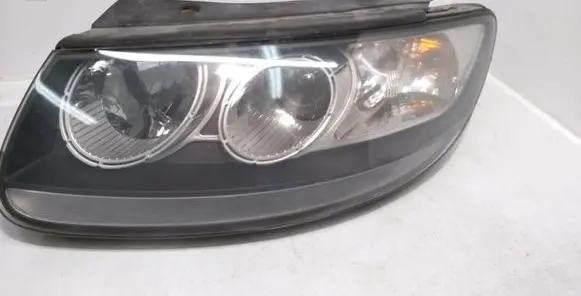 Hyundai Santa Fe Headlight/headlamp 921012BXXX