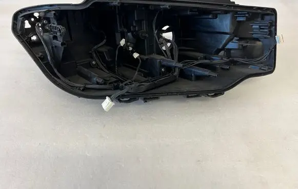 BMW 3 G20 G21 Headlight part 9481706 030256723408 LE16F6385