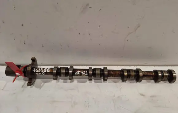 Peugeot 207 Camshaft 753388880