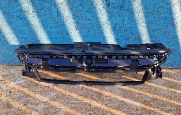 Peugeot 208 II Top upper radiator support slam panel 9823209780
