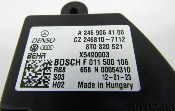 Audi A4 S4 B8 8K Heater blower fan relay A2469064100