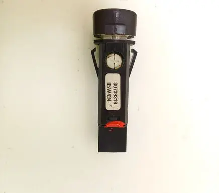 Volvo XC90 Hazard light switch 30739319 05W424