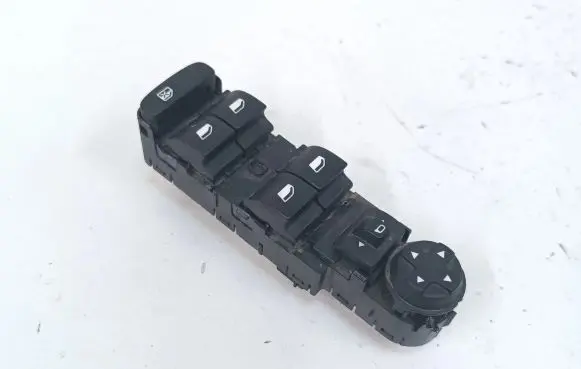 Opel Crossland X Electric window control switch 96788281 96788281ZD