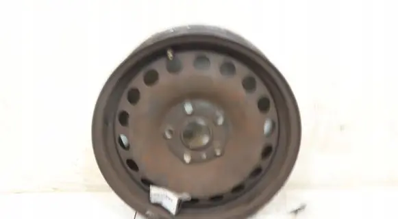 Volkswagen Jetta VI R15 steel rim 5K0601027