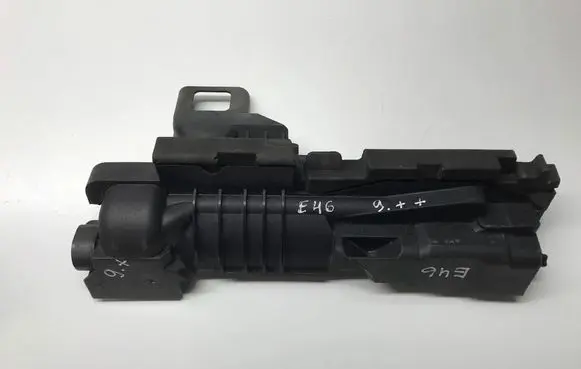 BMW 3 E46 Radiator support slam panel bracket 1436249 1436248 155986348