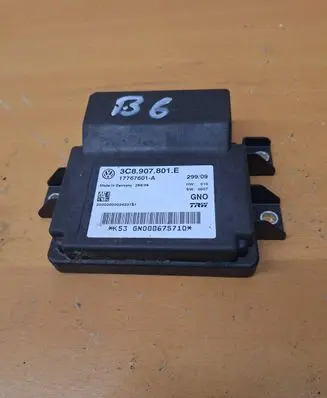 Volkswagen PASSAT B6 Hand brake control module 3C8907801E 17767601A GN00067571Q