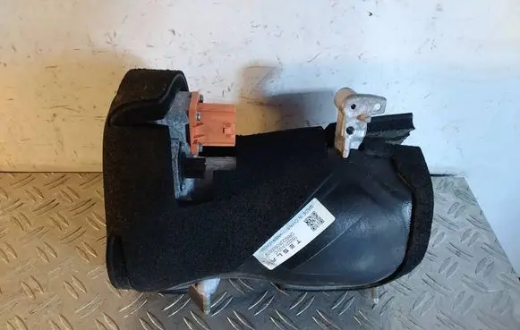 Tesla Model Y Air conditioning (A/C) compressor (pump) 150221300C