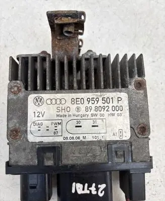 Audi A4 S4 B7 8E 8H Coolant fan relay 8E0959501P 898092000