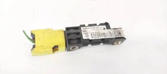 Volkswagen Phaeton Airbag deployment crash/impact sensor 8E0959643D
