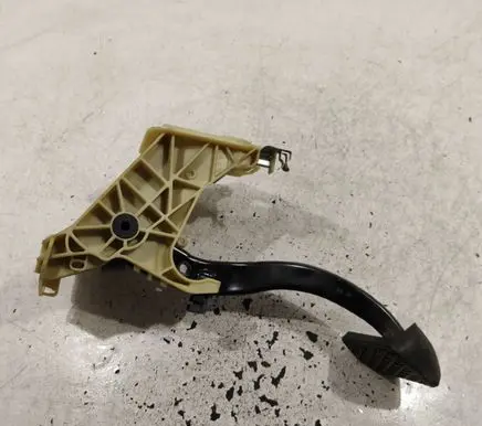 BMW 5 E60 E61 Brake pedal 35106759944