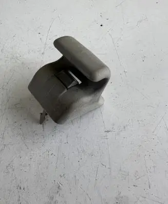 Hyundai Santa Fe Sun visor clip/hook/bracket 