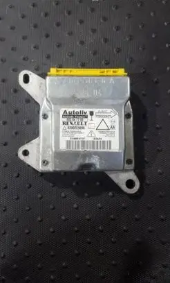 Renault Laguna II Airbag control unit/module 603947700 8200325696