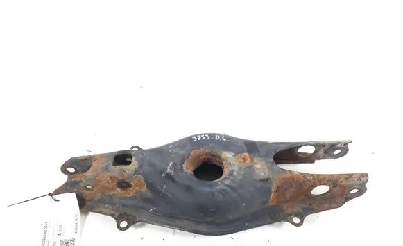 Mercedes-Benz C W204 Rear control arm A2043503506