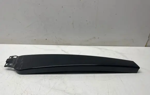 Front door glass trim molding