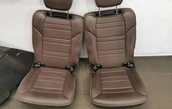 Mercedes-Benz GLS X166 Third row seats x166.1
