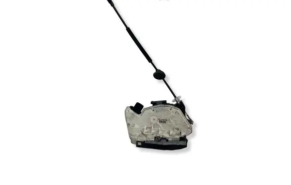 Volkswagen Tiguan Rear door lock 5N0839016A