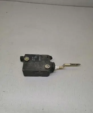 BMW 3 E36 Central locking motor 6711387610