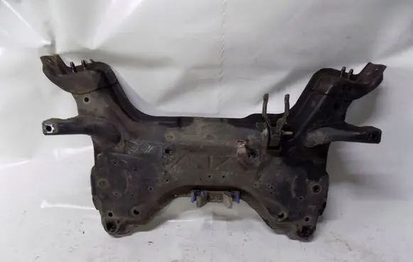 Peugeot 308 Front subframe ghftt5ggtt66w6dew