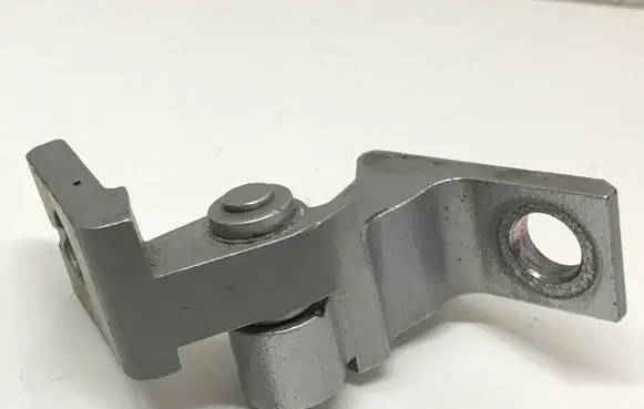 Volkswagen Polo V 6R Rear door upper hinge 7N0831402