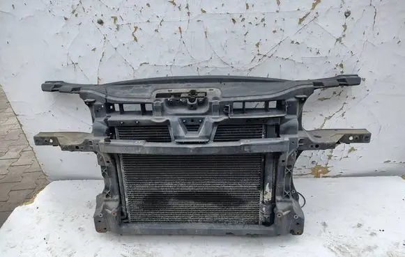 Volkswagen Caddy Coolant radiator 