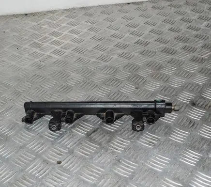 Citroen DS3 Fuel main line pipe V757564580