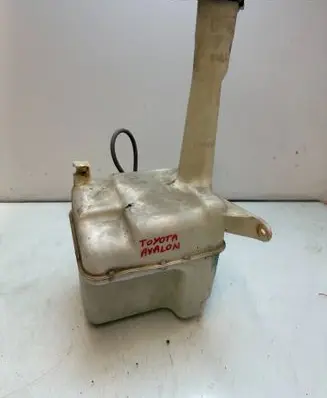 Toyota Avalon XX20 Windshield washer fluid reservoir/tank 85310-07020