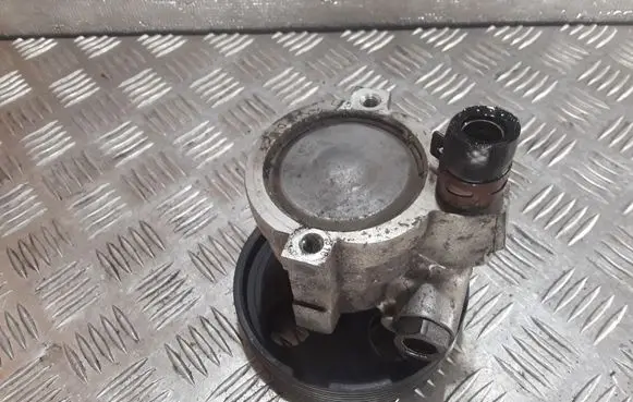 Renault Laguna II Power steering pump 8200100082 8200096704