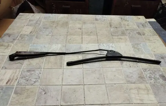 Volkswagen Lupo Windshield/front glass wiper blade 6X1955410 31399